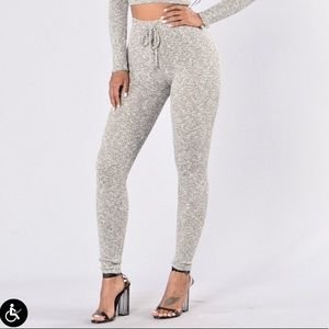 Fashionnova grey wanderlust leggings S